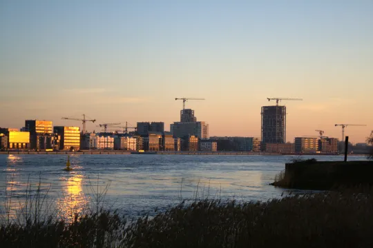 Nieuw Zuid, gezien vanaf Linkeroever