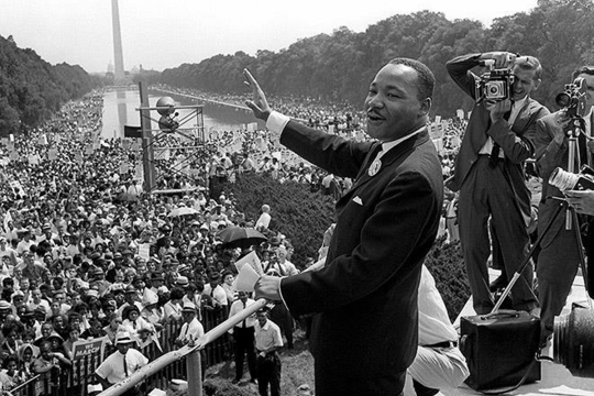 Martin Luther King op het podium tijdens de legendarische March on Washington in 1963.