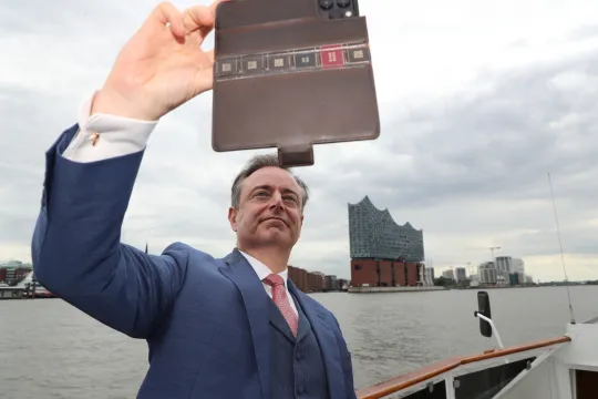 Bart De Wever op werkbezoek in de Duitse havenstad Hamburg.