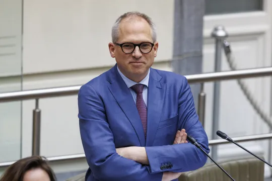 Vlaams minister-president Matthias Diependaele in het Vlaams Parlement.