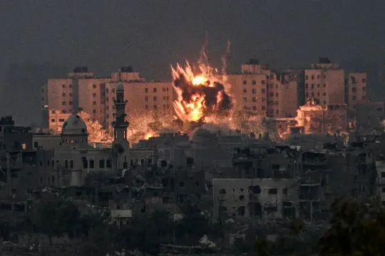 Bombardement in het noorden van de Gazastrook op 14 oktober 2023.