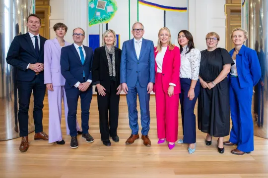 De ministers van de Vlaamse Regering in het Vlaams parlement