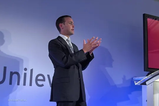 James Murdoch lijkt niet meer de gedoodverfde opvolger van zijn vader.