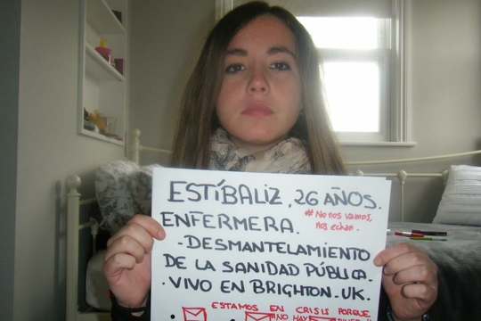 Een Spaanse vrouw op zoek naar een beter leven in Brighton (Foto No nos vamos, nos echan)
