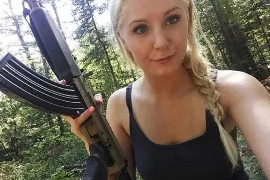 Lauren Southern op Instagram (6)