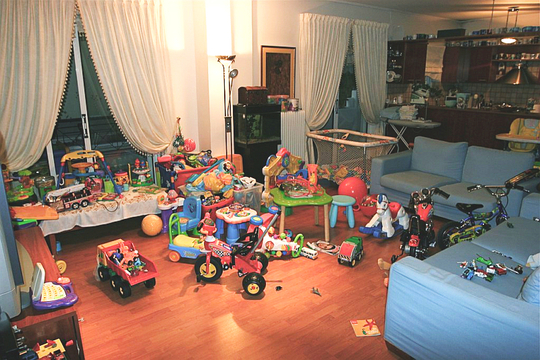toys in room