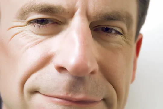 smug