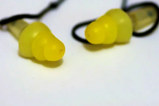 earplugs