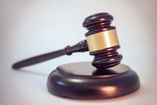 auction hammer gavel