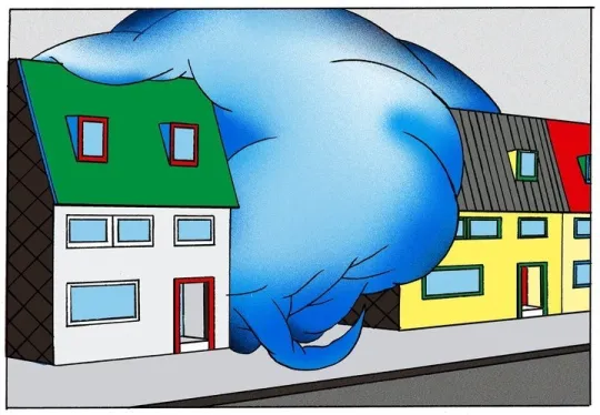 Ballon neemt alle ruimte tussen twee huizen in. 
