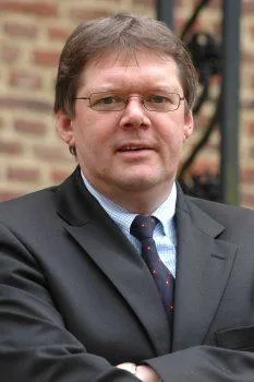 Ludwig Vandenhove stelt weinig interesse voor de Staatsveiligheid vast bij zijn collega-politici (Foto Ludwigvandenhove.be)