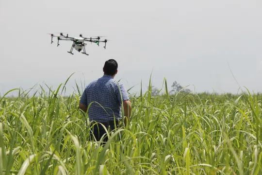 drone-2734228_1920