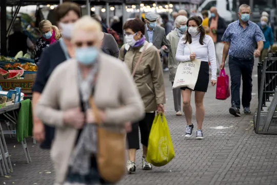 LEUVEN WEEKLY MARKET FACE MASKS