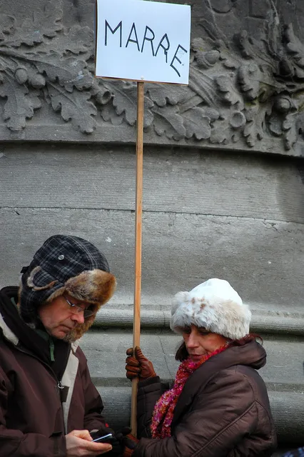 'Jongeren' op de Shame-betoging verwoorden de hun frustratie over de aanslepende regeringsvorming (Foto Simon Blackley)