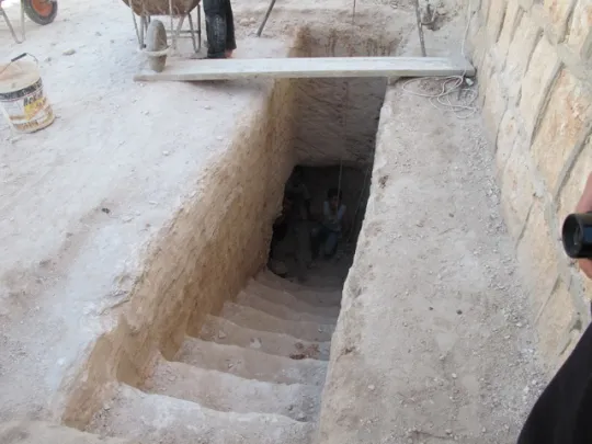 Un abri anti-bombes à Kafr Ruma, Syrie. (Photo: Damien Spleeters, septembre 2012)