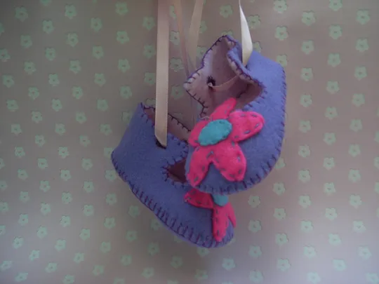 Des chaussons pour bébé (Photo: FunkyShapes/ Décembre 2006/ Flickr-CC)