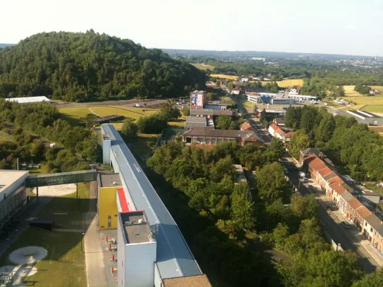 Le site du PASS, bord gauche de l''image (Photo: Nicolas Loubet/ Juin 2010/ Flickr-CC)