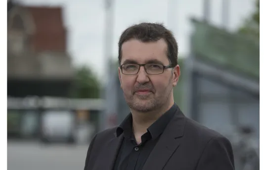 kandidaat van politieke partij GROEN voor de komende gemeenteraadsverkiezingen op de lijst in