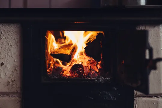 hout fijnstof kachel milieu klimaat klimaatopwarming duurzaam