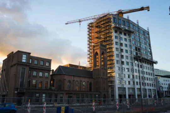 Eén van de dossiers van het omstreden bouwproject aan de Tunnelplaats werd door het parket opgevraagd maar zonder gevolg gerangschikt. (Foto: © Stef Arends)