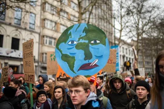 'Sommigen noemen de klimaatmarsen een hype. Anderen, meer welwillend, spreken over het ‘verfrissende geluid’ dat de klimaatjongeren brengen. Het gaat wel om meer dan dat, dan beide. Er is meer aan de hand.' (Foto: Flickr (cc) StampMedia)